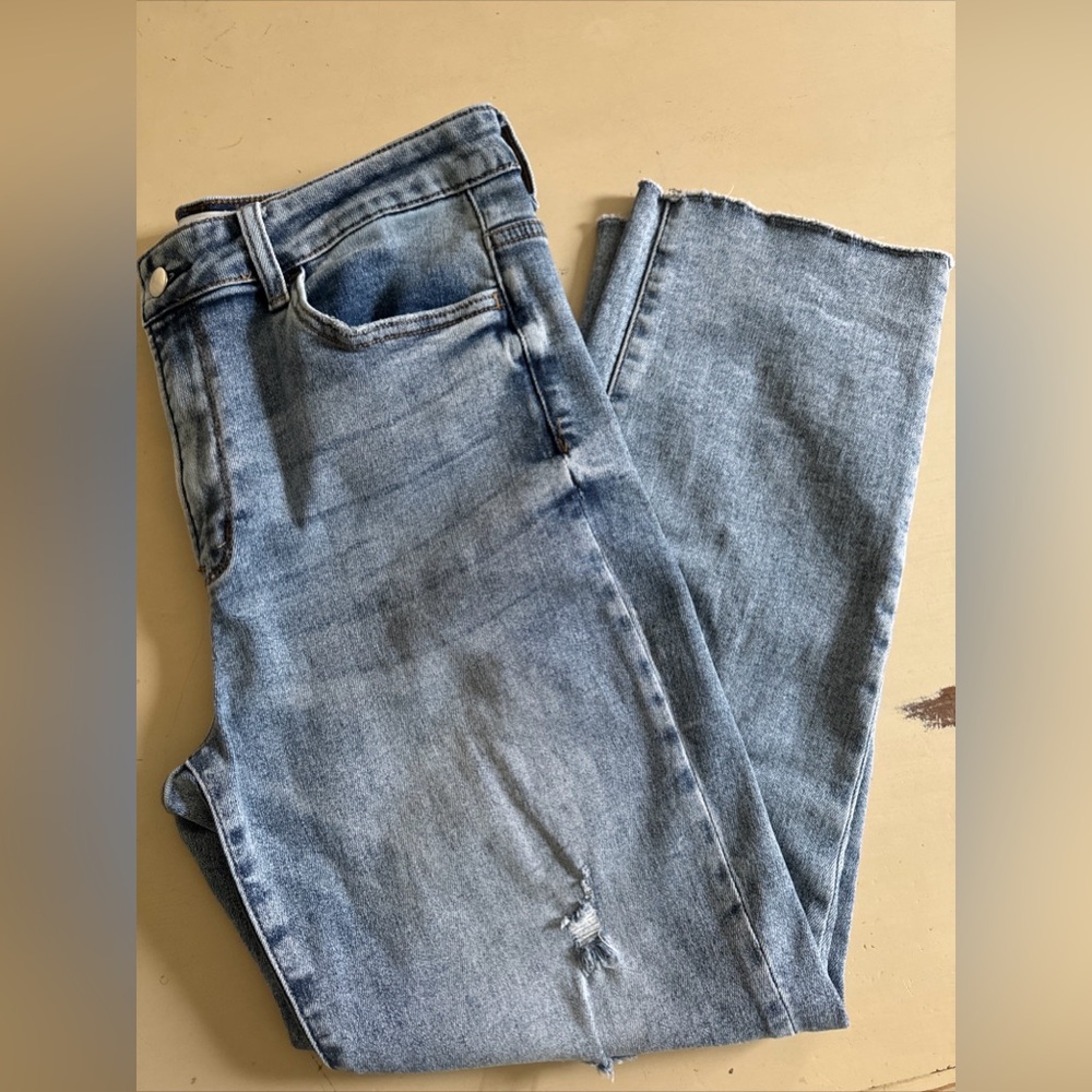 Altar'd State Light Wash Distressed Raw Hem Straight Denim Jeans Sz 30
